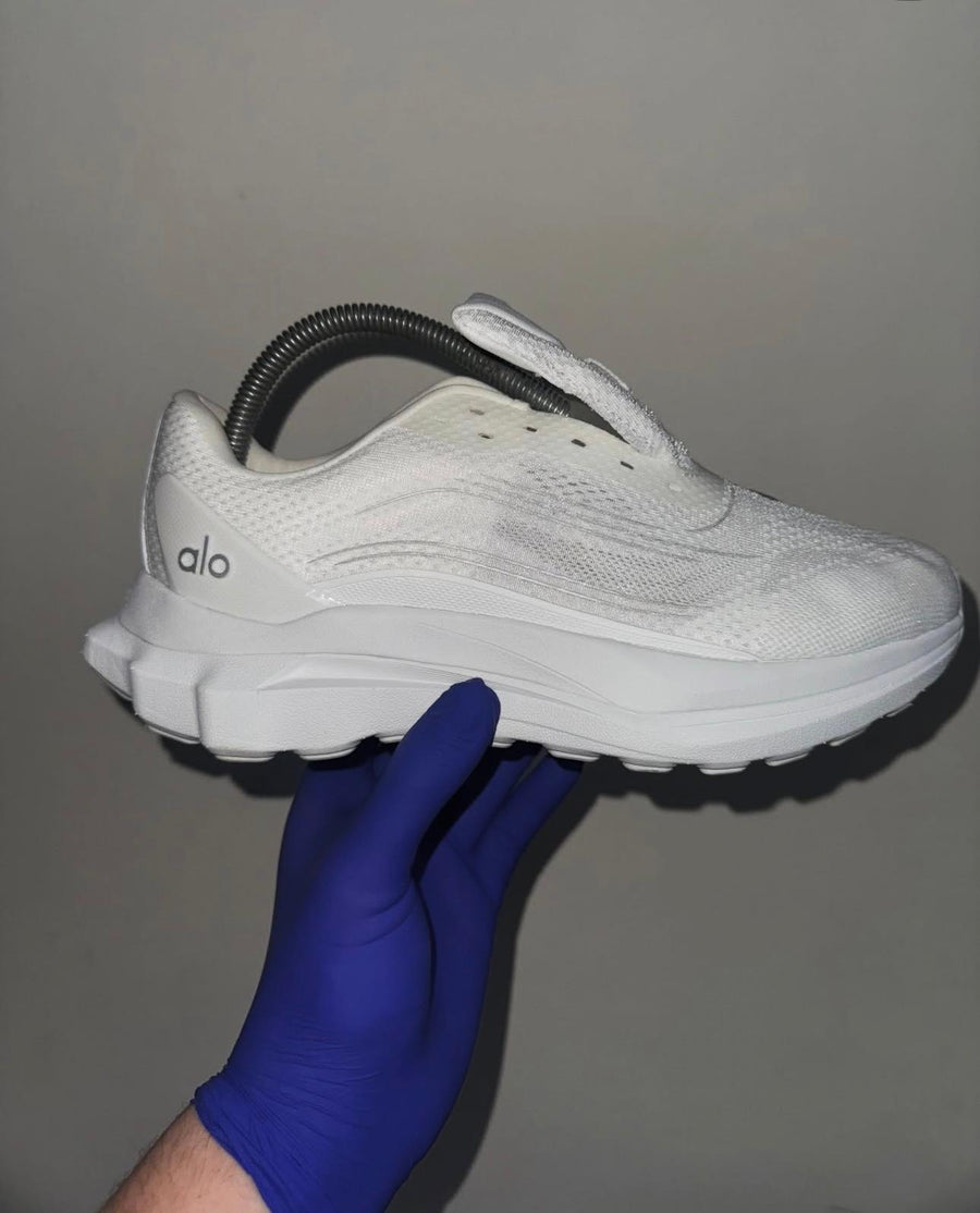 Cleaned trainer